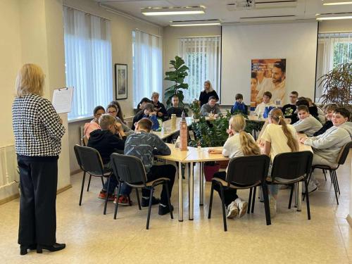 552377866 1730055610987840 2307027630656529730 n